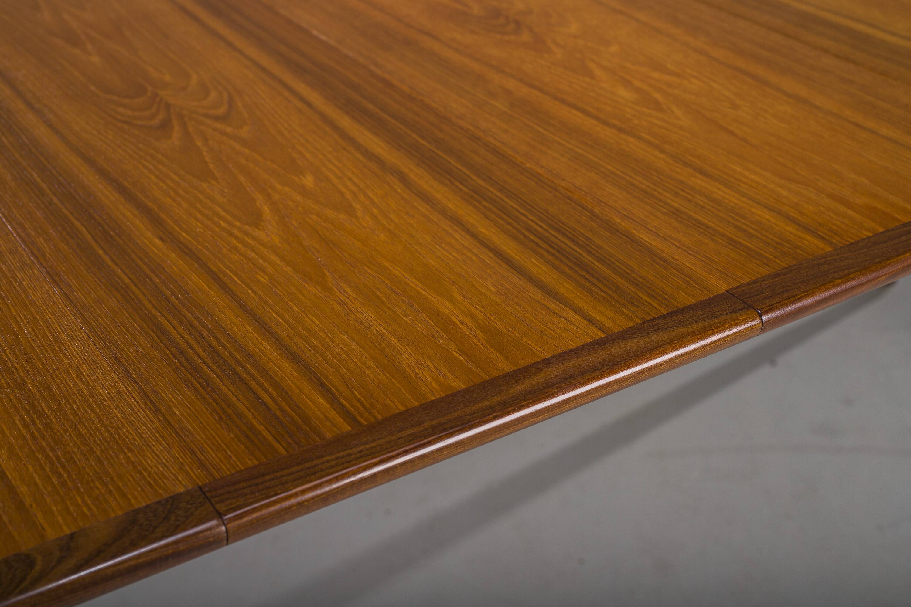 Table extensible par Gustav Bahus, 1960