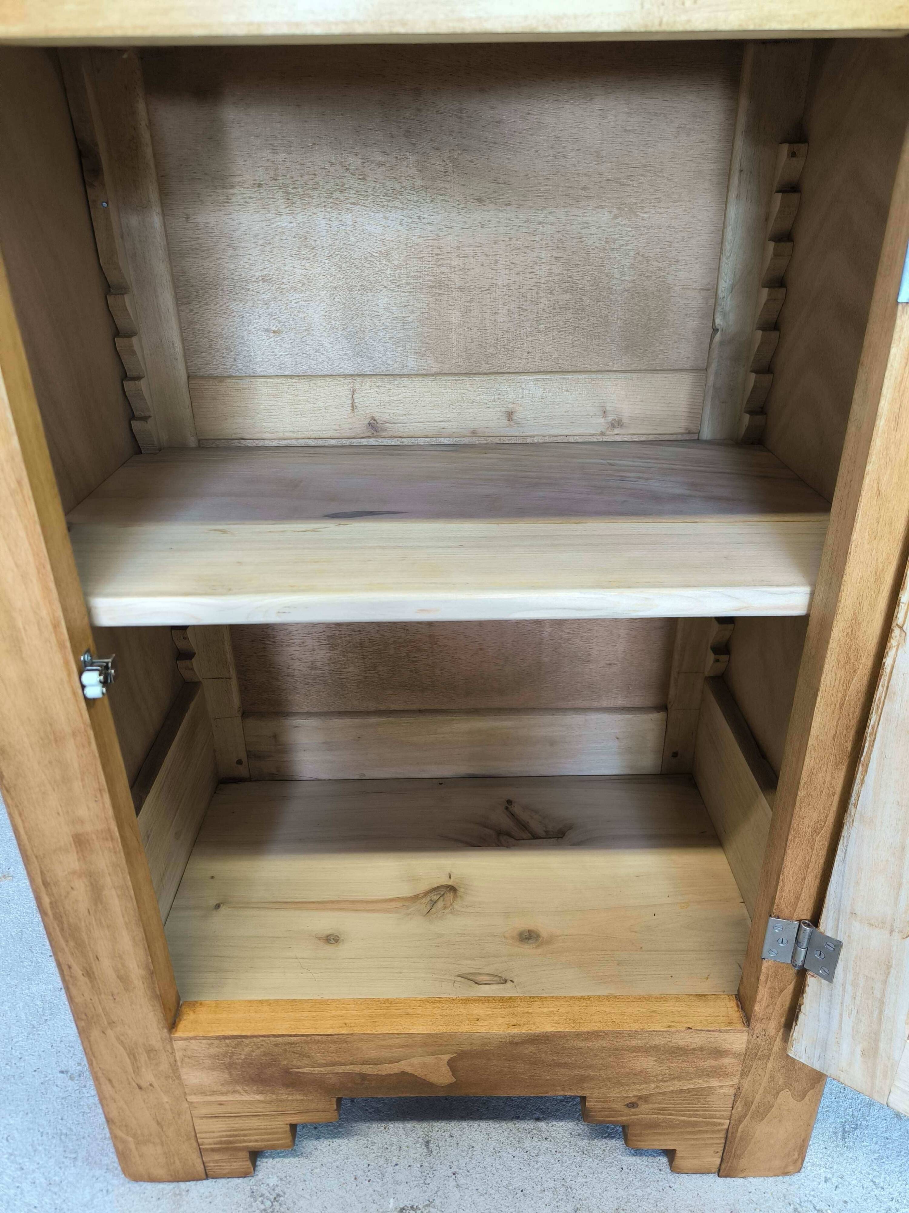 Vintage wooden sideboard/confiturier