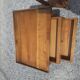 Paire de tables de chevet en merisier massif