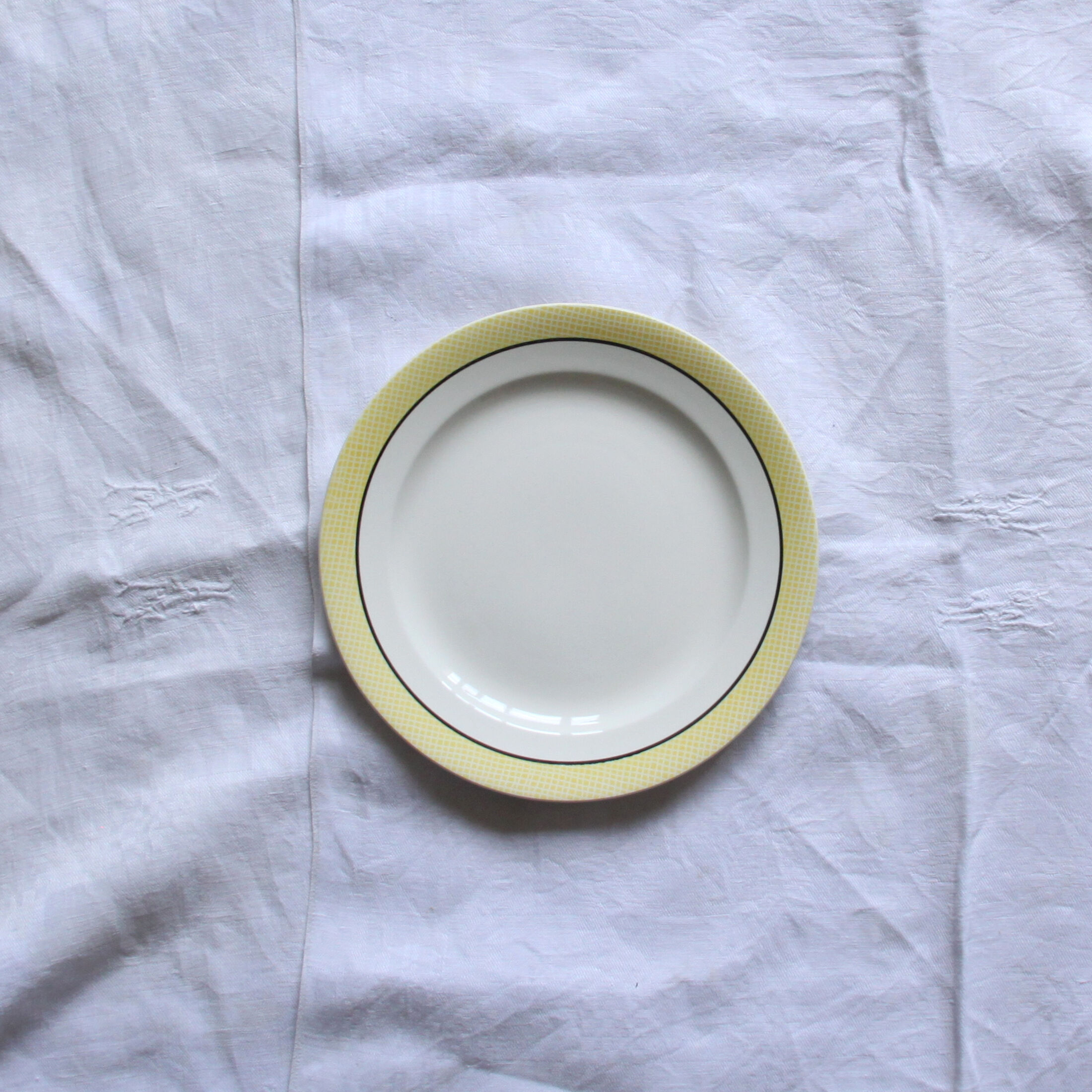 Set of 6 flat plates Salins yellow old earthenware