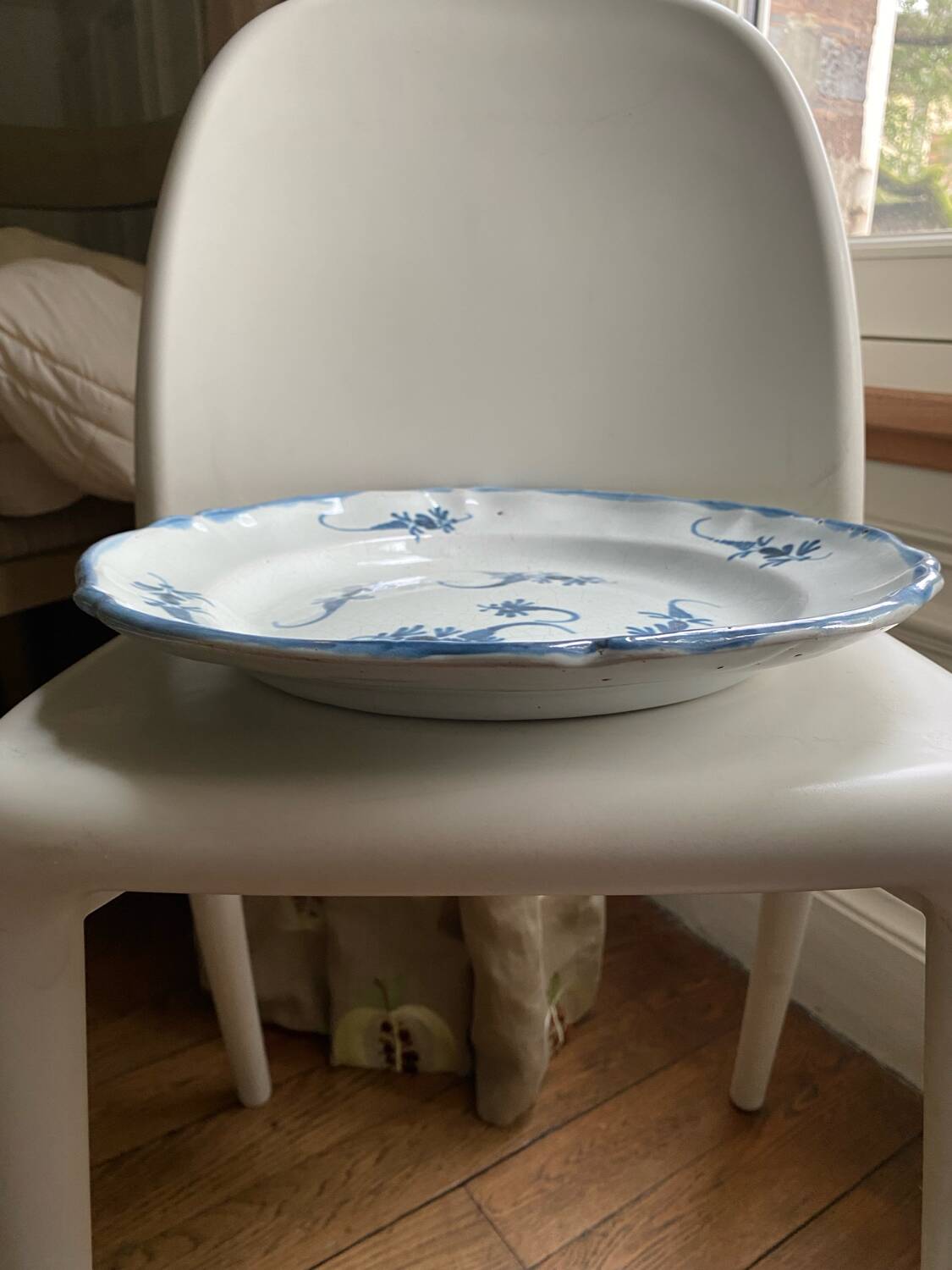 19th century dish with twig decoration