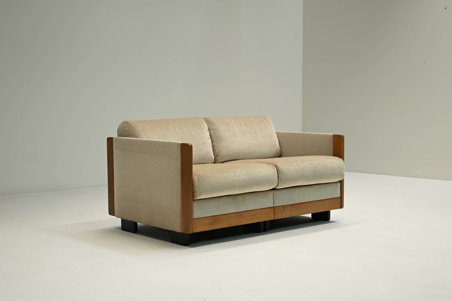 Canapé 920 par Afra & Tobia Scarpa pour Cassina, années 1960, Italie.