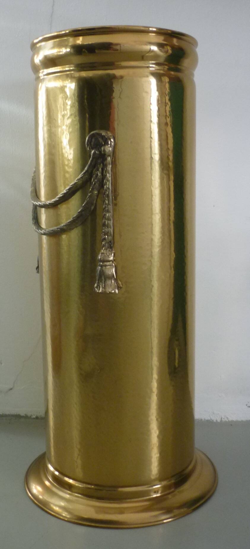 Umbrella stand in English gilded brass
