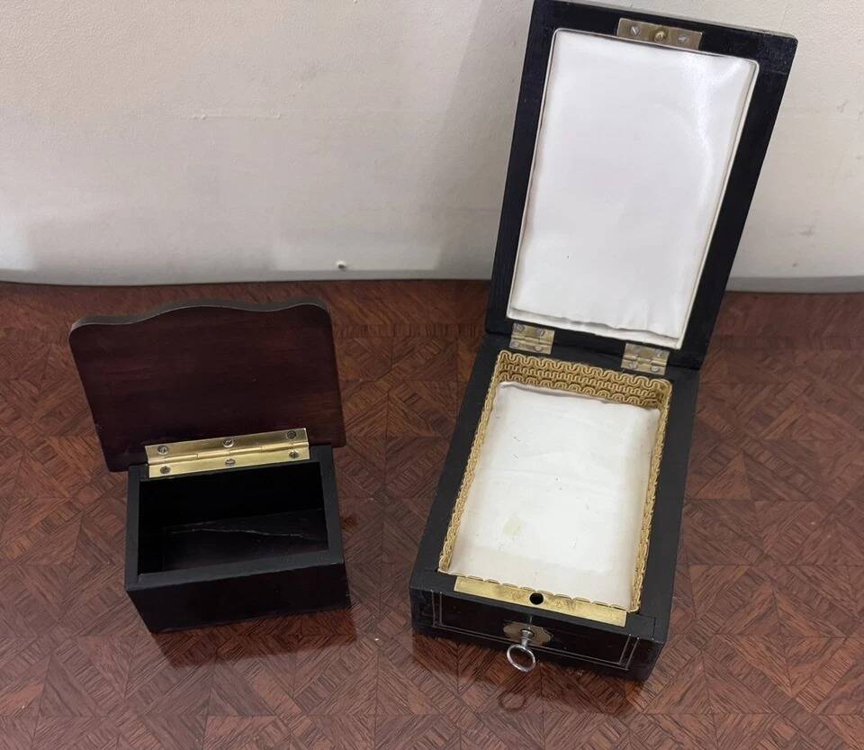 Two blackened wooden boxes decorated with Boulle marquetry – 19th century