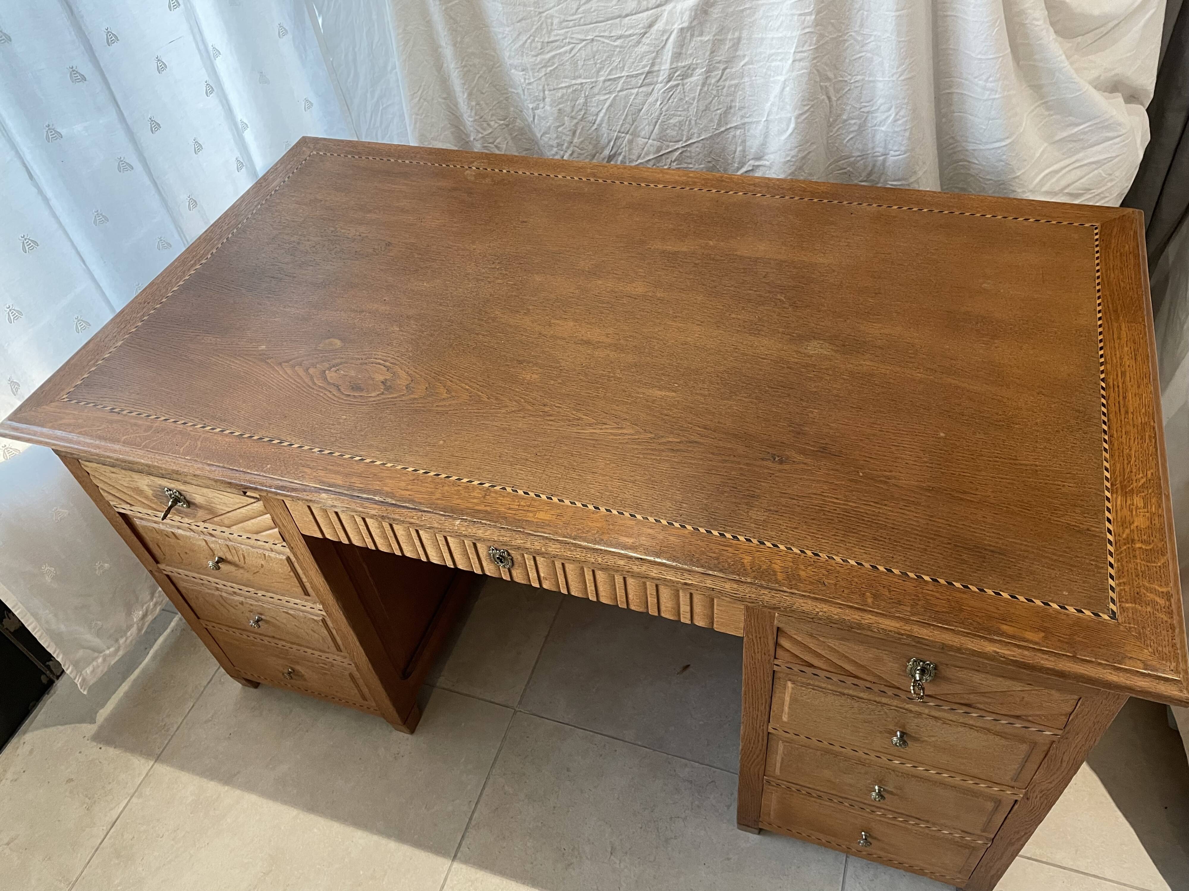 Minister's Office in Oak