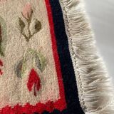 Tapis Rollakan décor de tulipes vintage