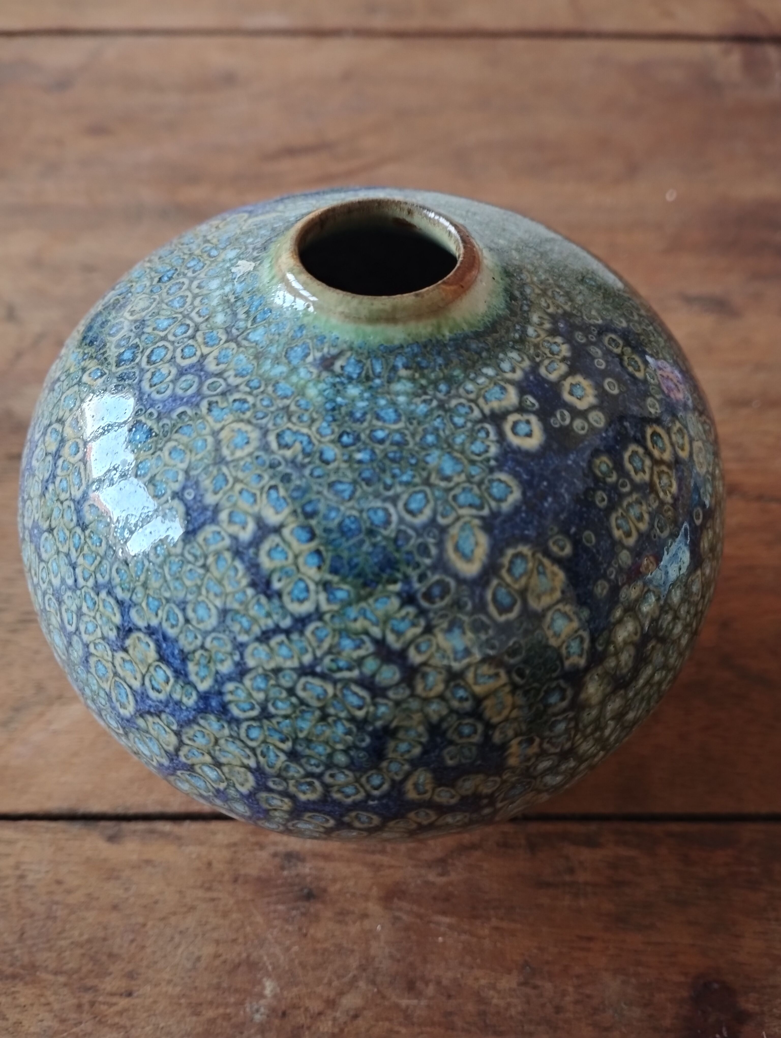 Ceramic vase