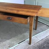 Farm table