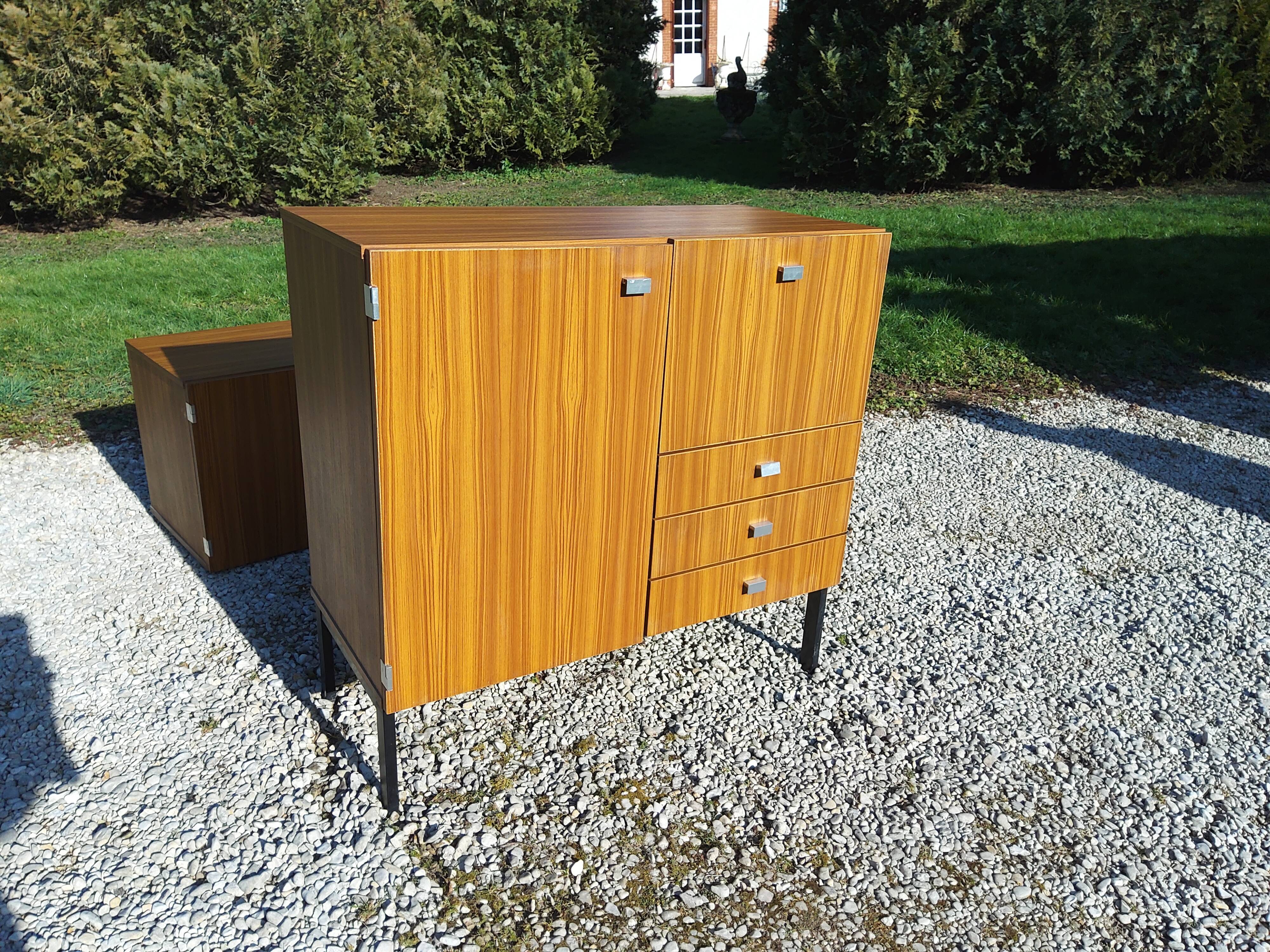 Pierre Guariche bar cabinet for Meurop