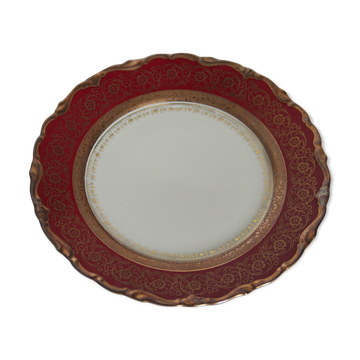 Bavarian porcelain dessert plate, garnet and gold floral rinses