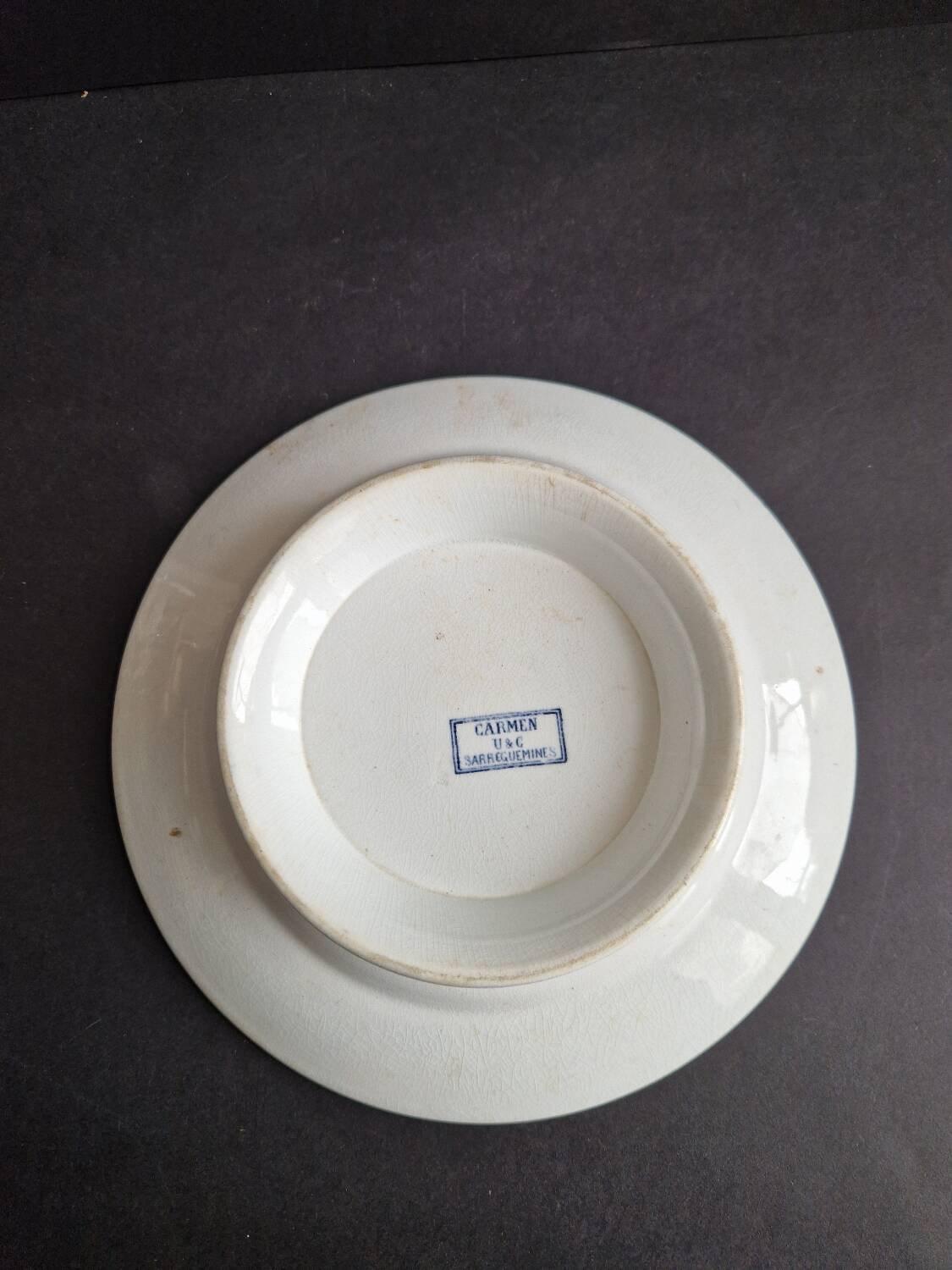 Old Sarreguemines fruit bowl, Carmen model