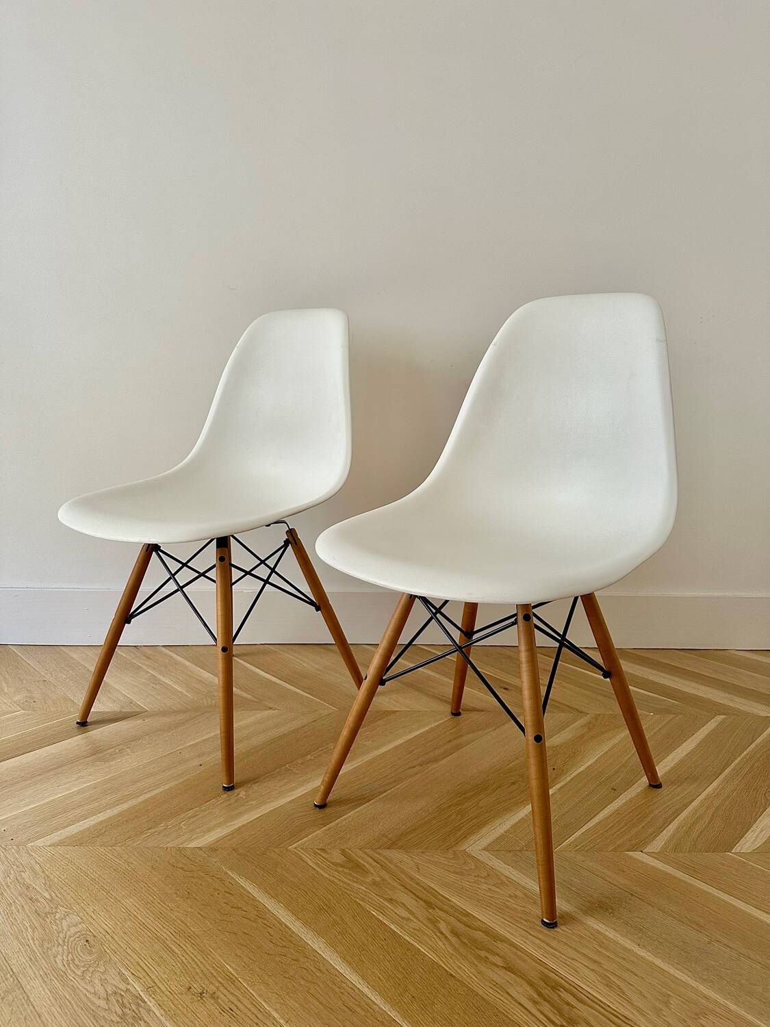 Set of chairs Eames DSW chair by Charles and Ray Eames