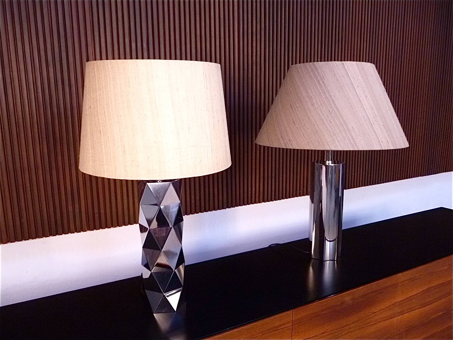 Set of 2 Brutalist Sculptural Chromed Metal Table Lamps, Italy 1960s