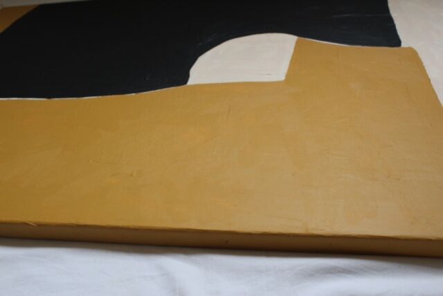 Black ochre paint
