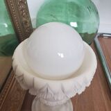 Albatre lamp and its globe