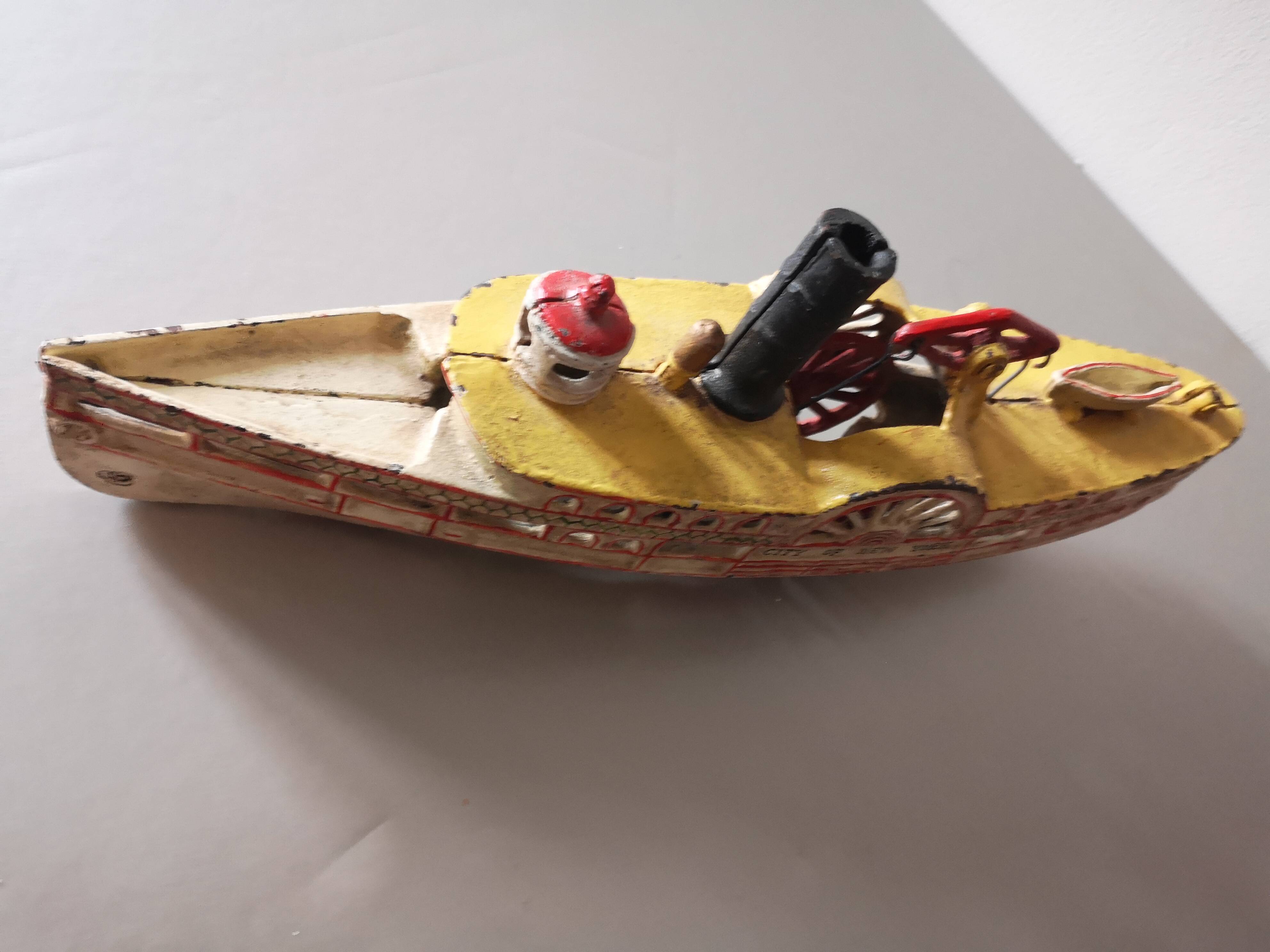 Pull-along toy Wilkins Company