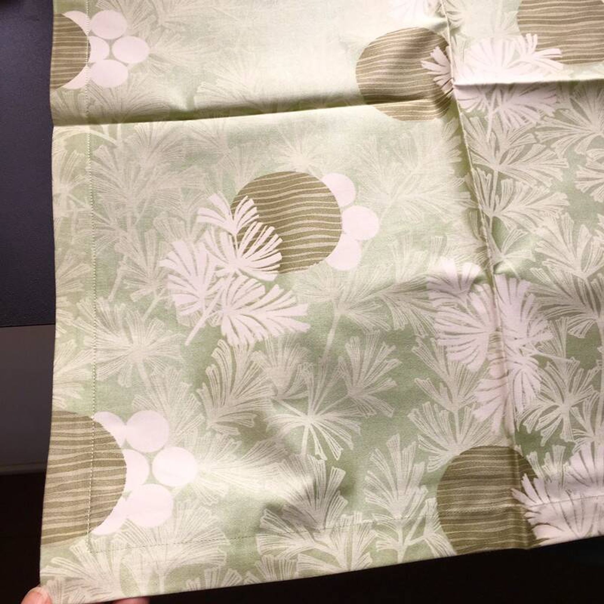 4 Christofle Palmier cotton satin napkins