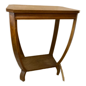 Art Deco pedestal table with curved legs