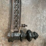 Paire de chenets en bronze style Louis XVI