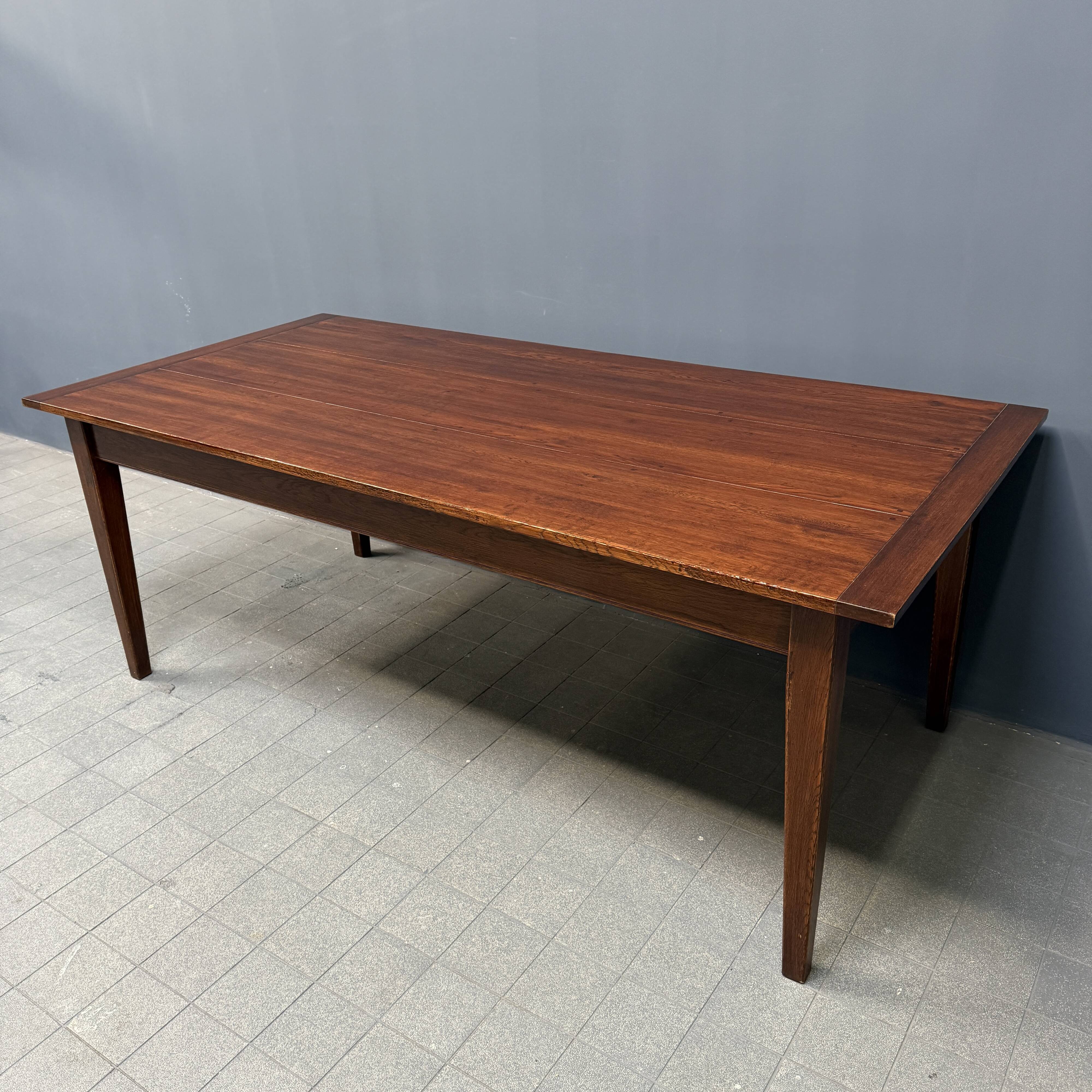 Large antique style oak extendable dining table