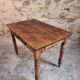 Table française ancienne en noyer – Table de cuisine ou bureau du XIXe siècle avec tiroir (100 × 64 × 74 cm)
