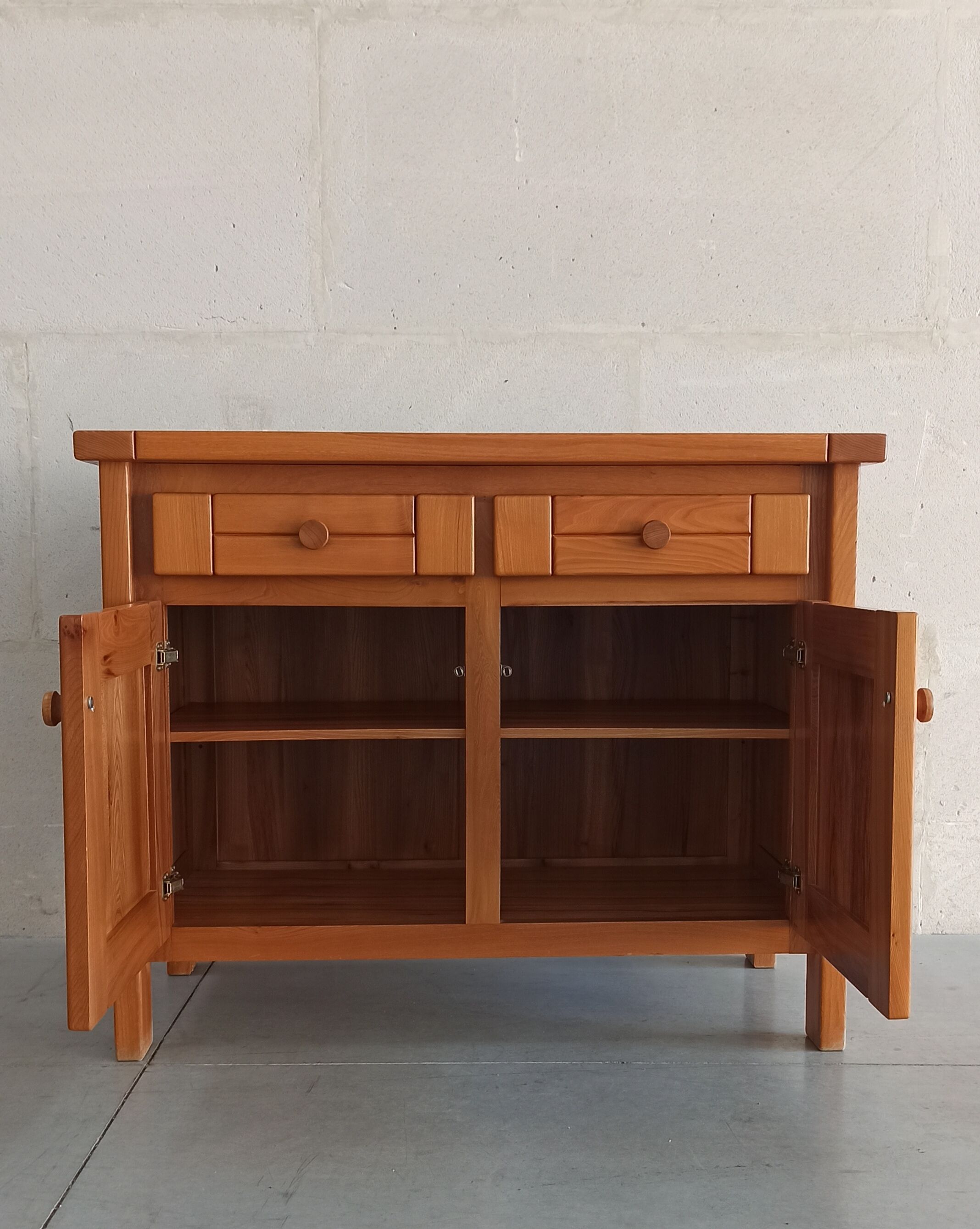 Elm sideboard Maison Regain, 80's