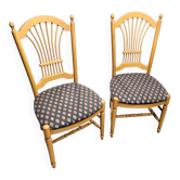 2 chaises de style rustique français pour la salle à manger/d'appoint