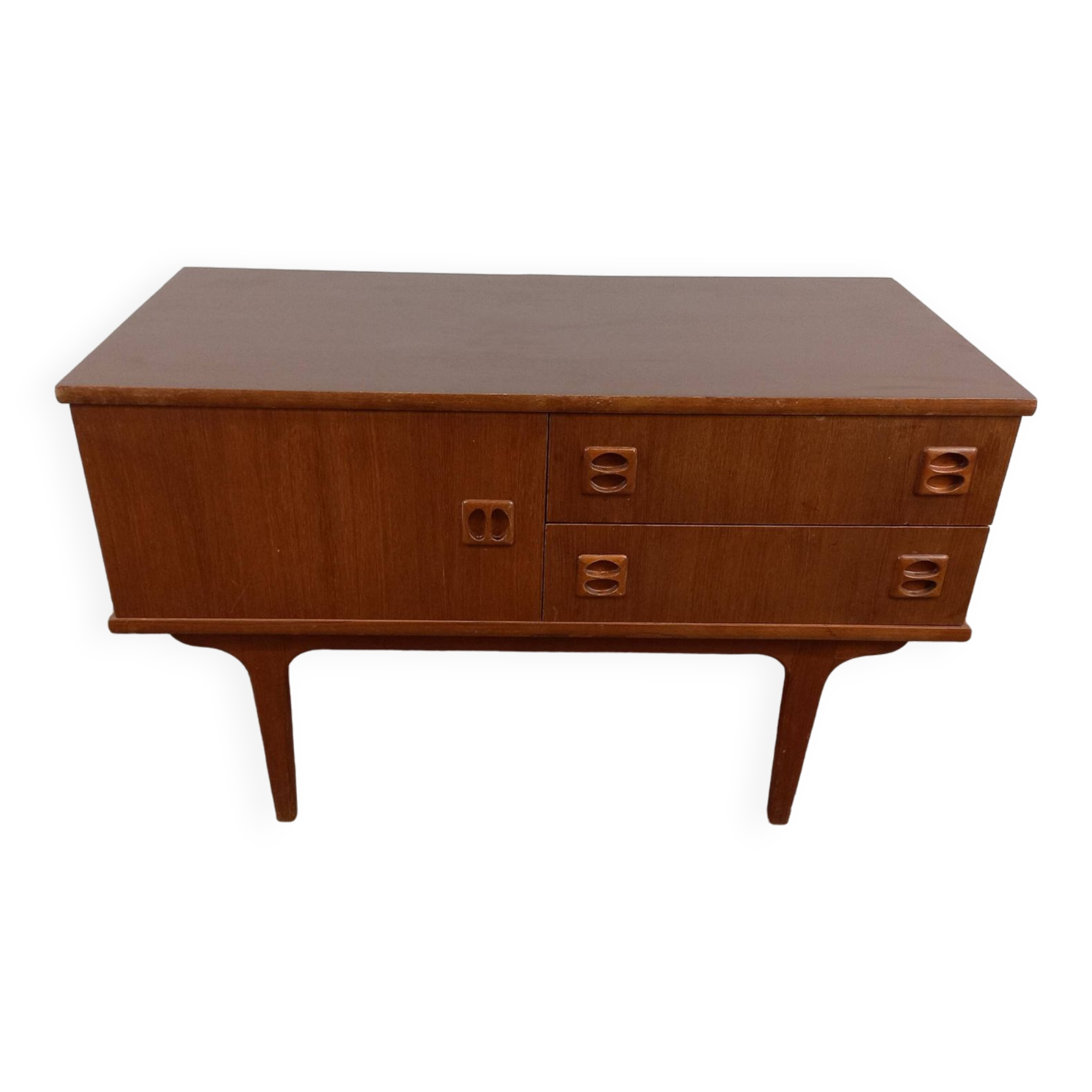 Commode scandinave
