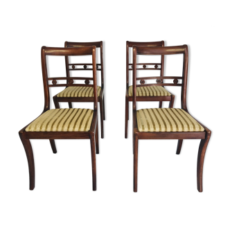 Lot of 4 English style chairs