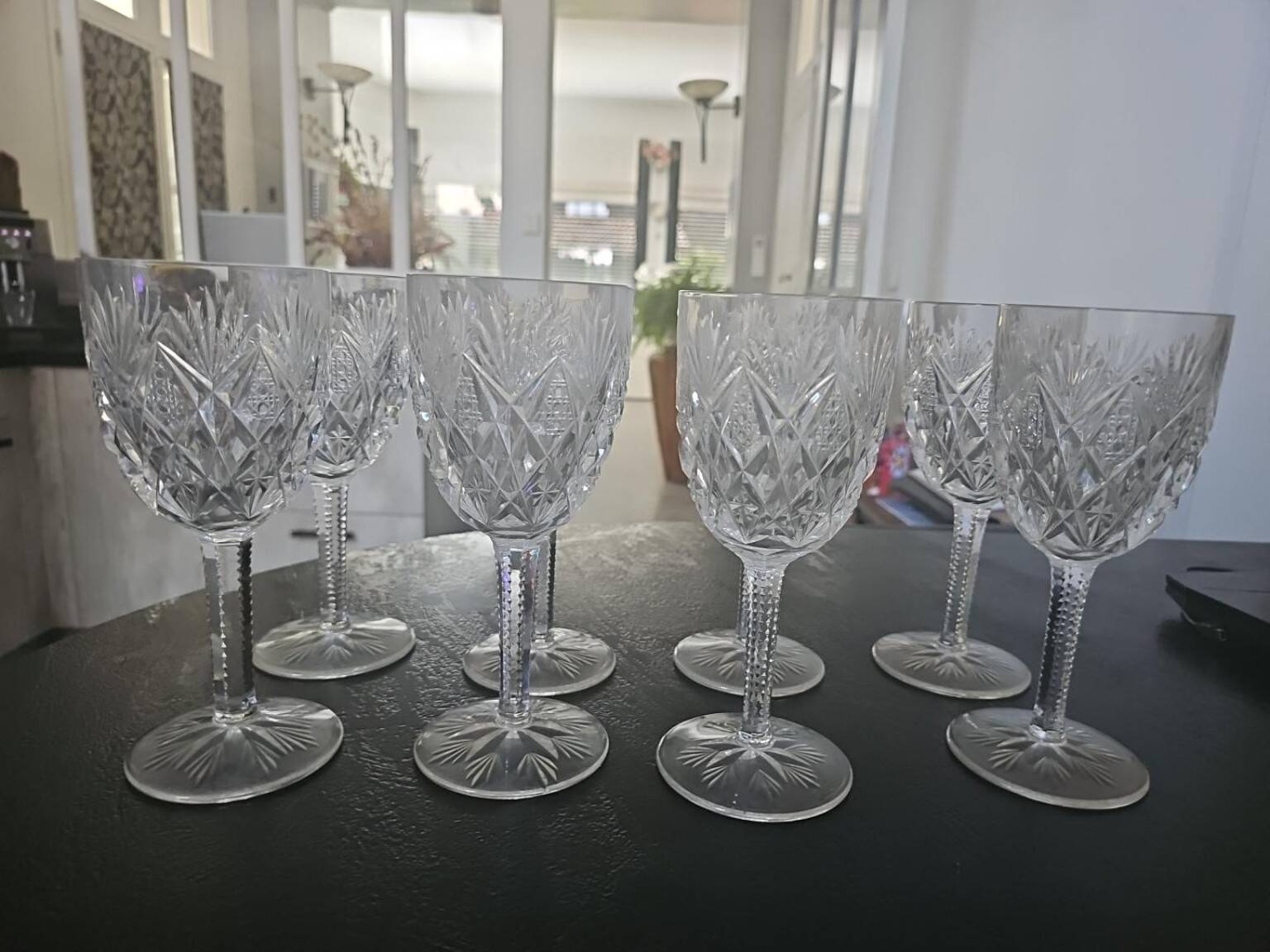 8 large glasses in Saint-Louis crystal – clear crystal