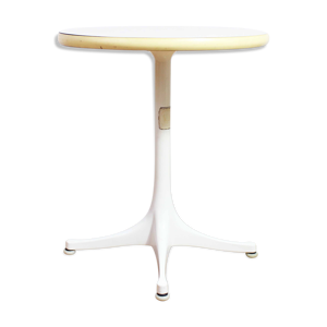 Table de George Nelson