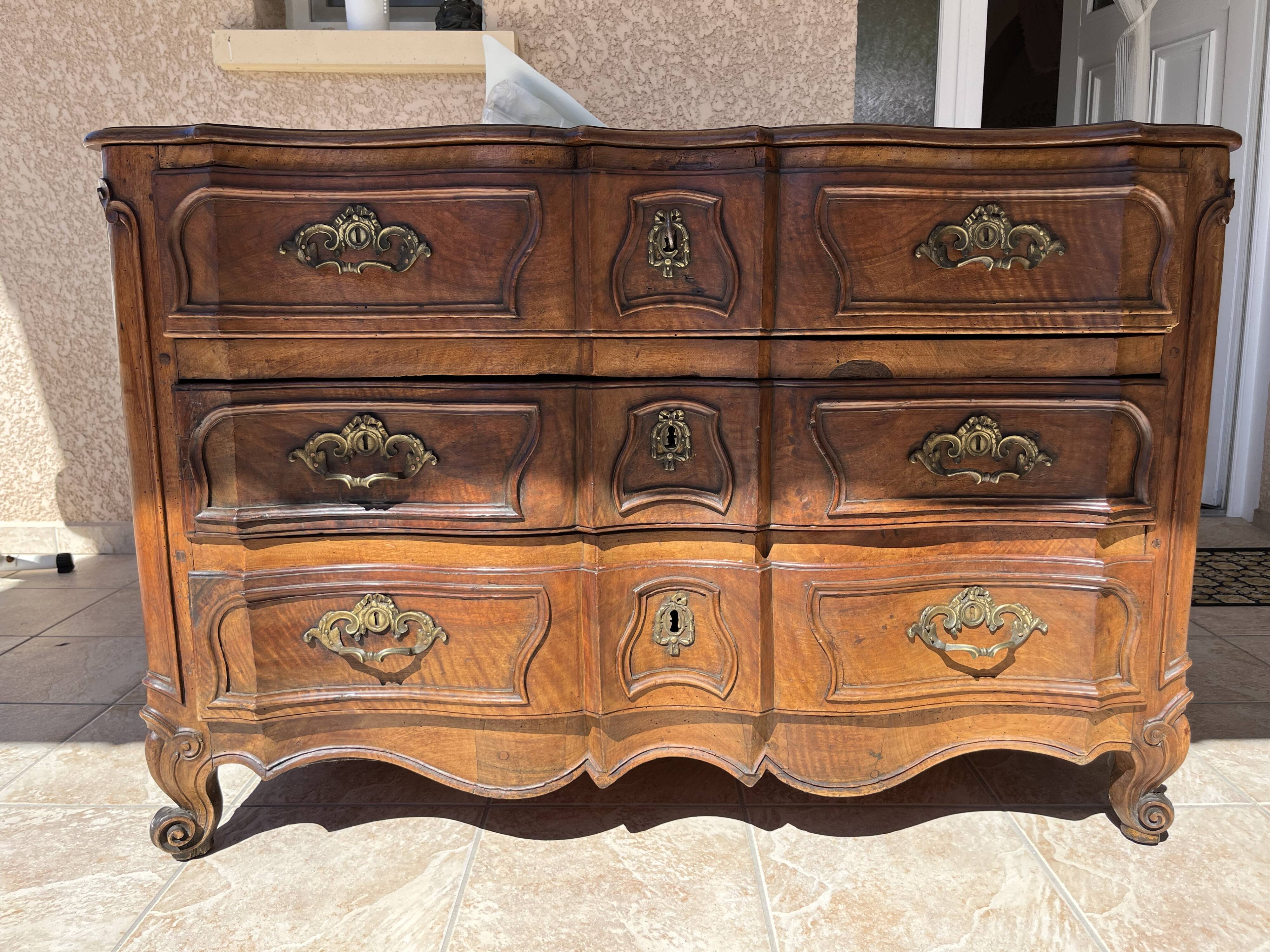 commode ancienne