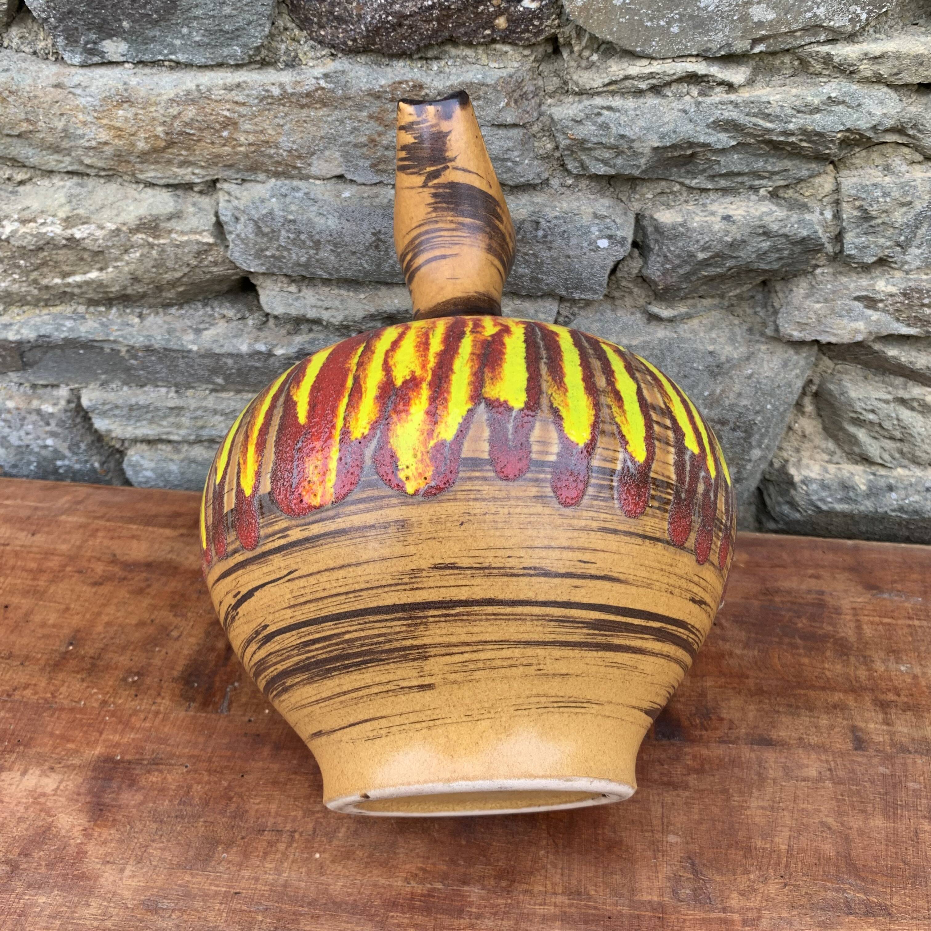 Grande cruche en céramique Saint-Clément, des années 70