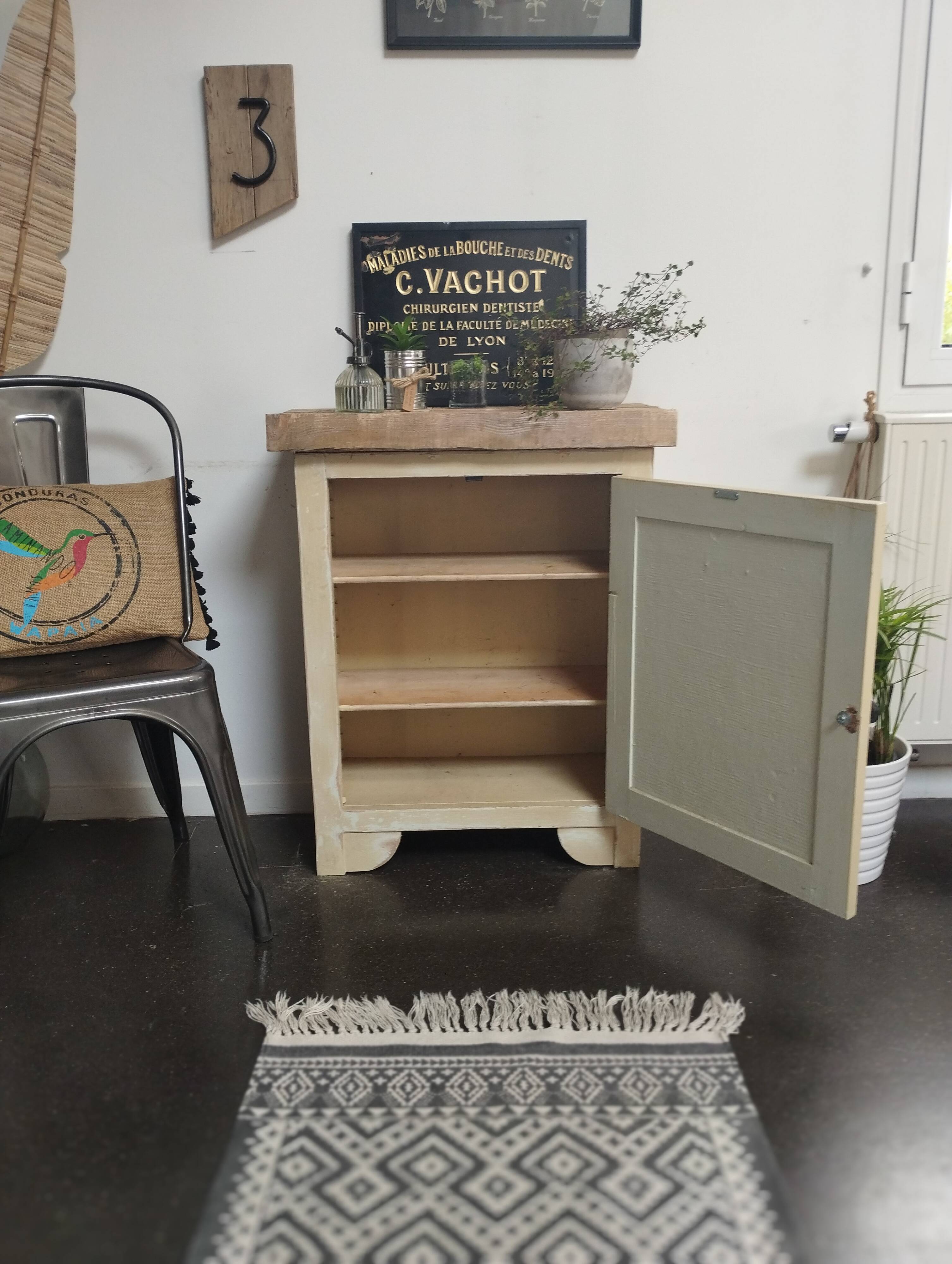 Small confiturier from atelier-vintage furniture