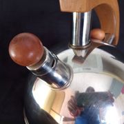 Art Deco manual kettle in stainless steel and wood, cap. 2L, 1930s