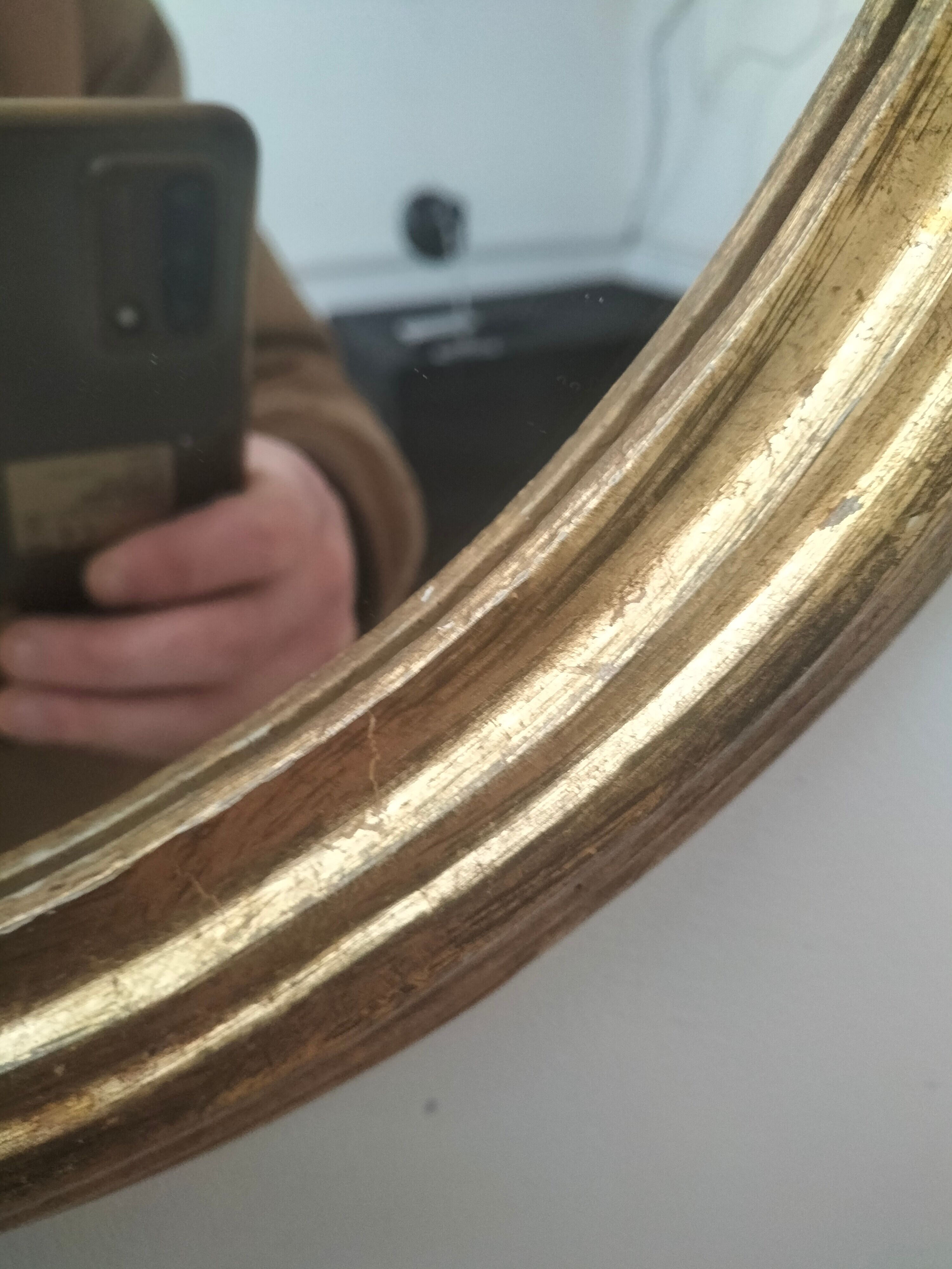 Round golden mirror, 46 cm