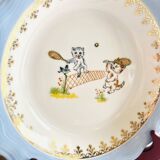 Children's plate in Limoges porcelain with cat motifs.