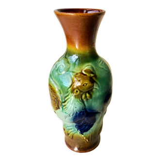 Taiwanese earthenware vase