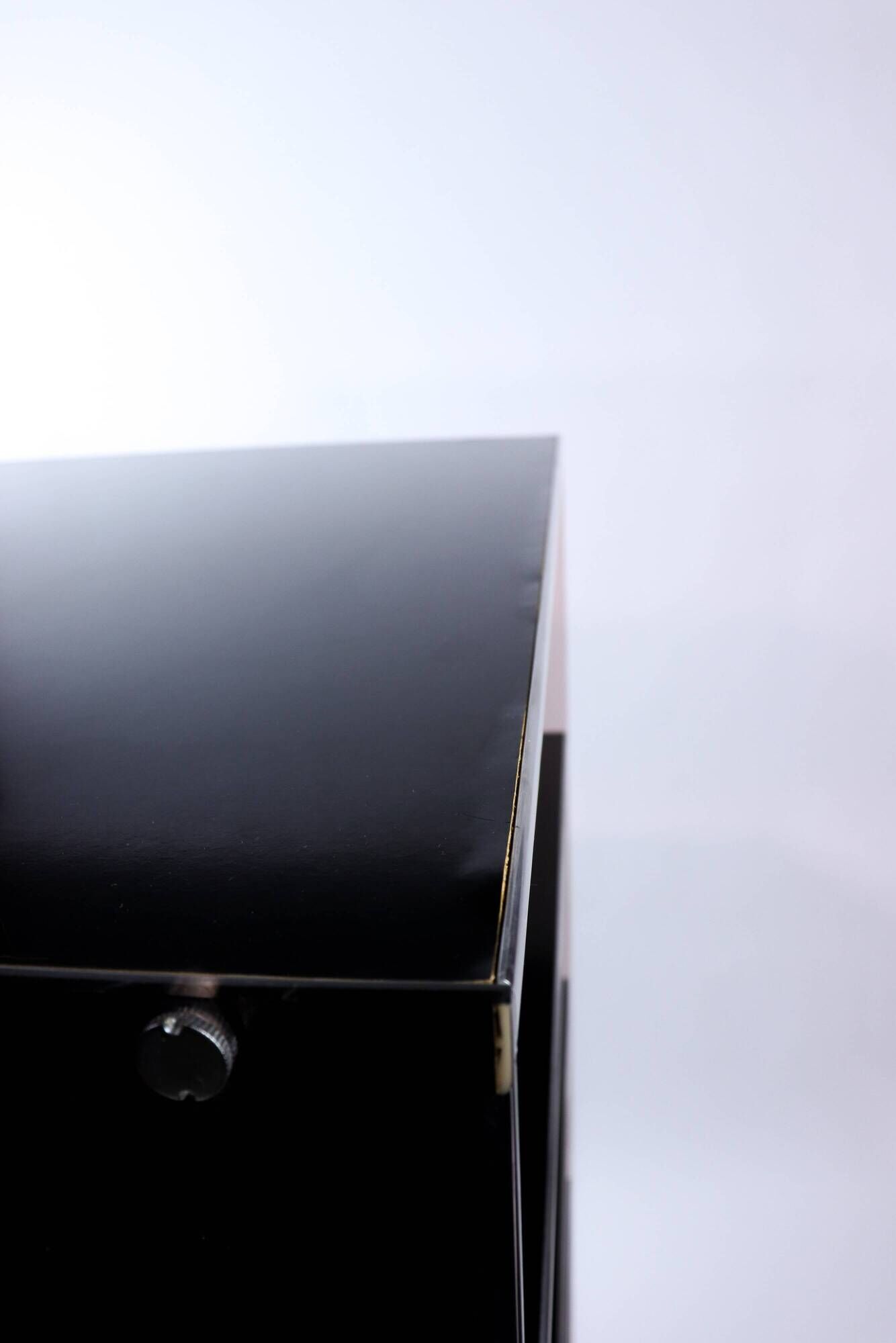 Meuble Hifi, range vinyles en plexiglas fumé par Eric Maville, années 70