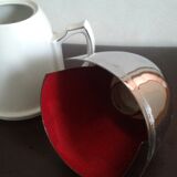 Theire in 2 elements