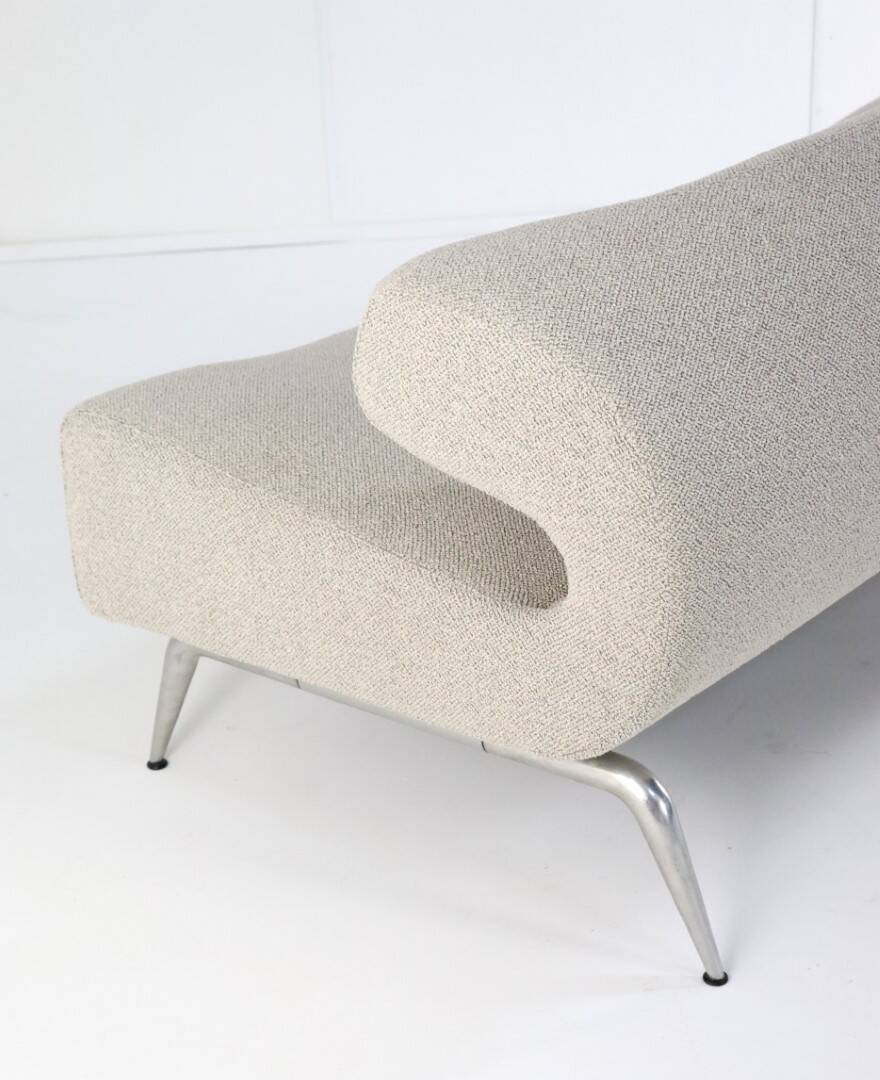 Banque Artifort Bird de Michael van der Kley