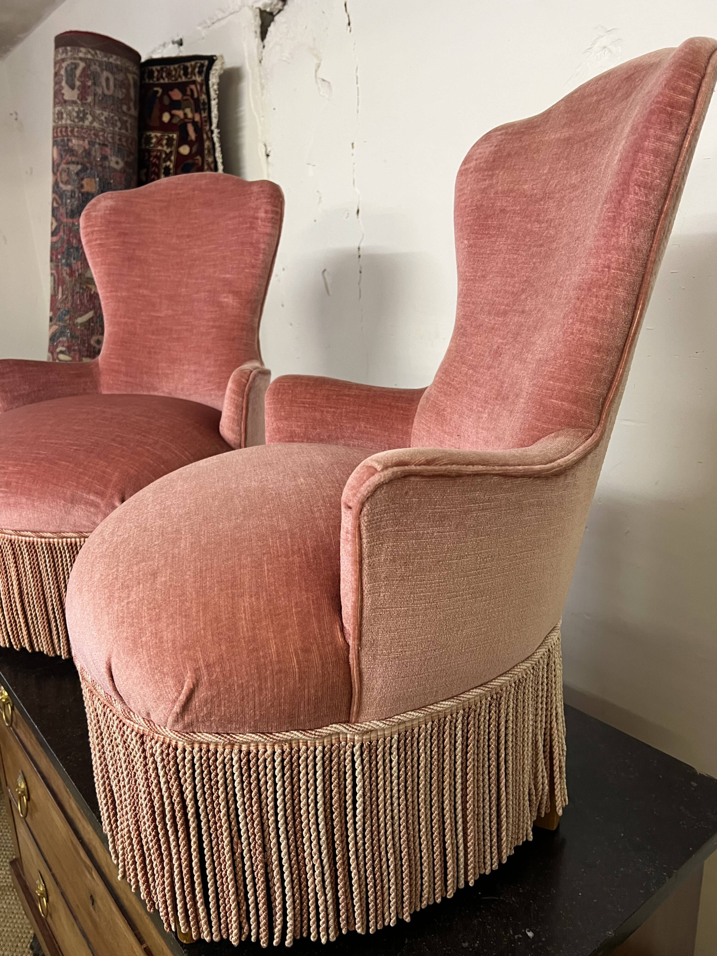 Paire de fauteuils crapaud rose poudré