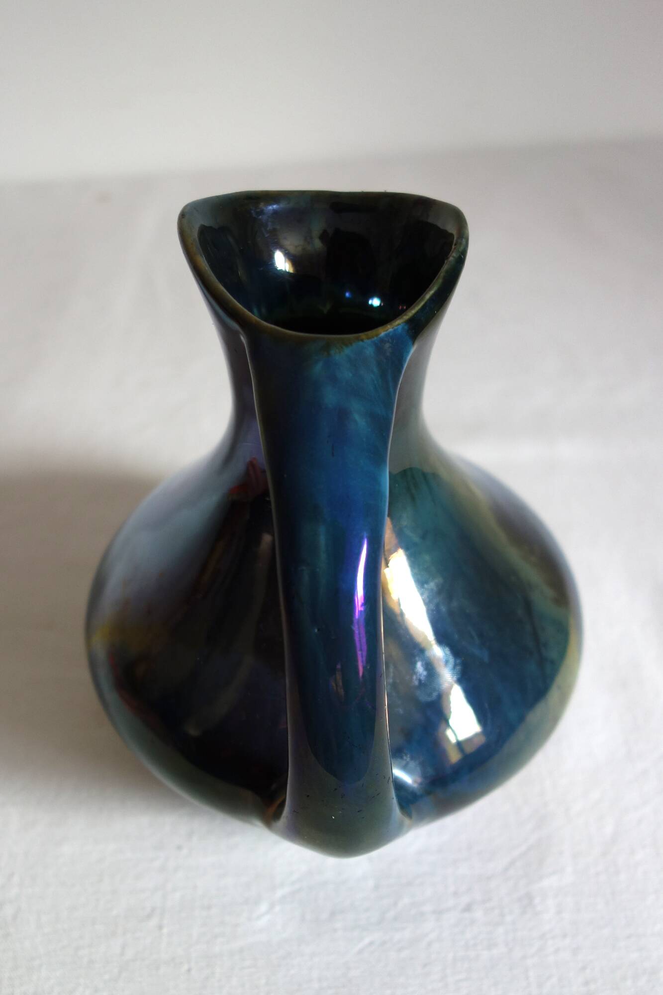 Emaux de vichy cytere iridescent ceramic vase