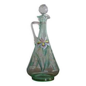 Ancienne carafe émaillée de fleurs en verre