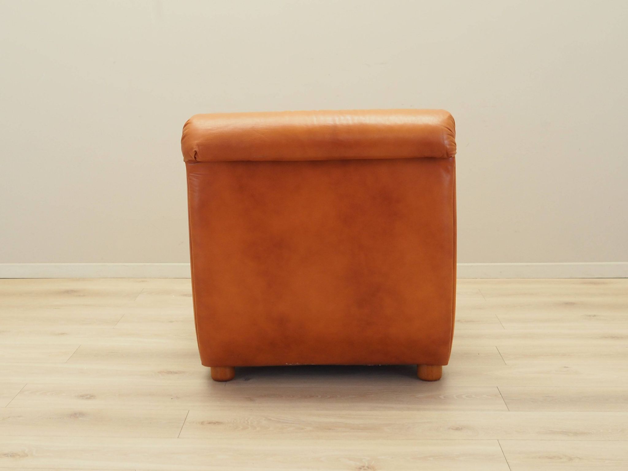 Red armchair, Italian design, 1970s, production: Italy