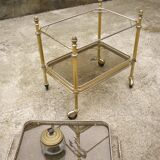 Rolling dessert in gold metal