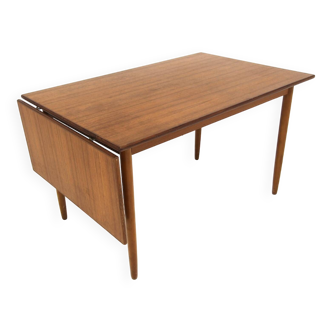 Teak leaf dining room table, Sweden, 1950s