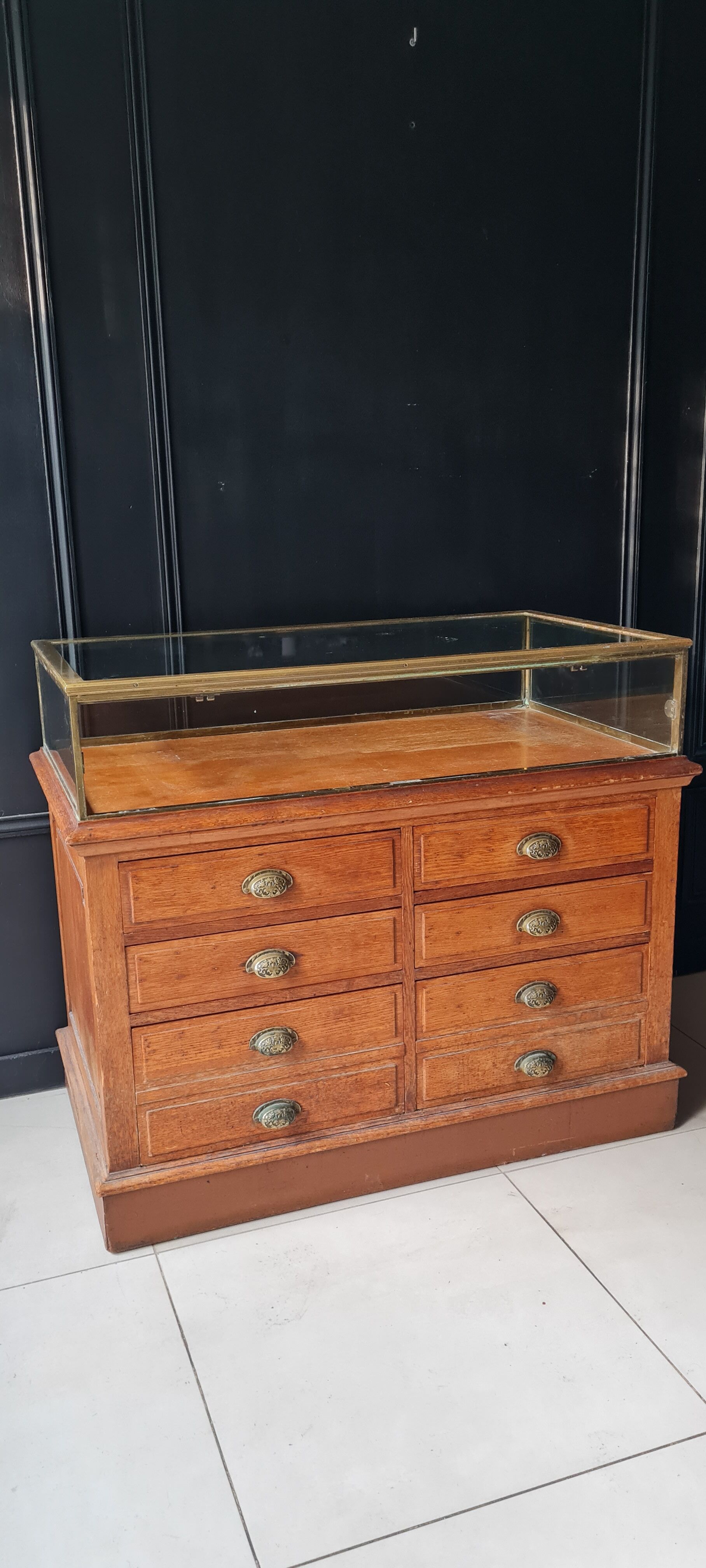 Showcase furniture