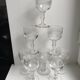 Ensemble de 8 verres à pied en verre moulé années 30 début XXème
