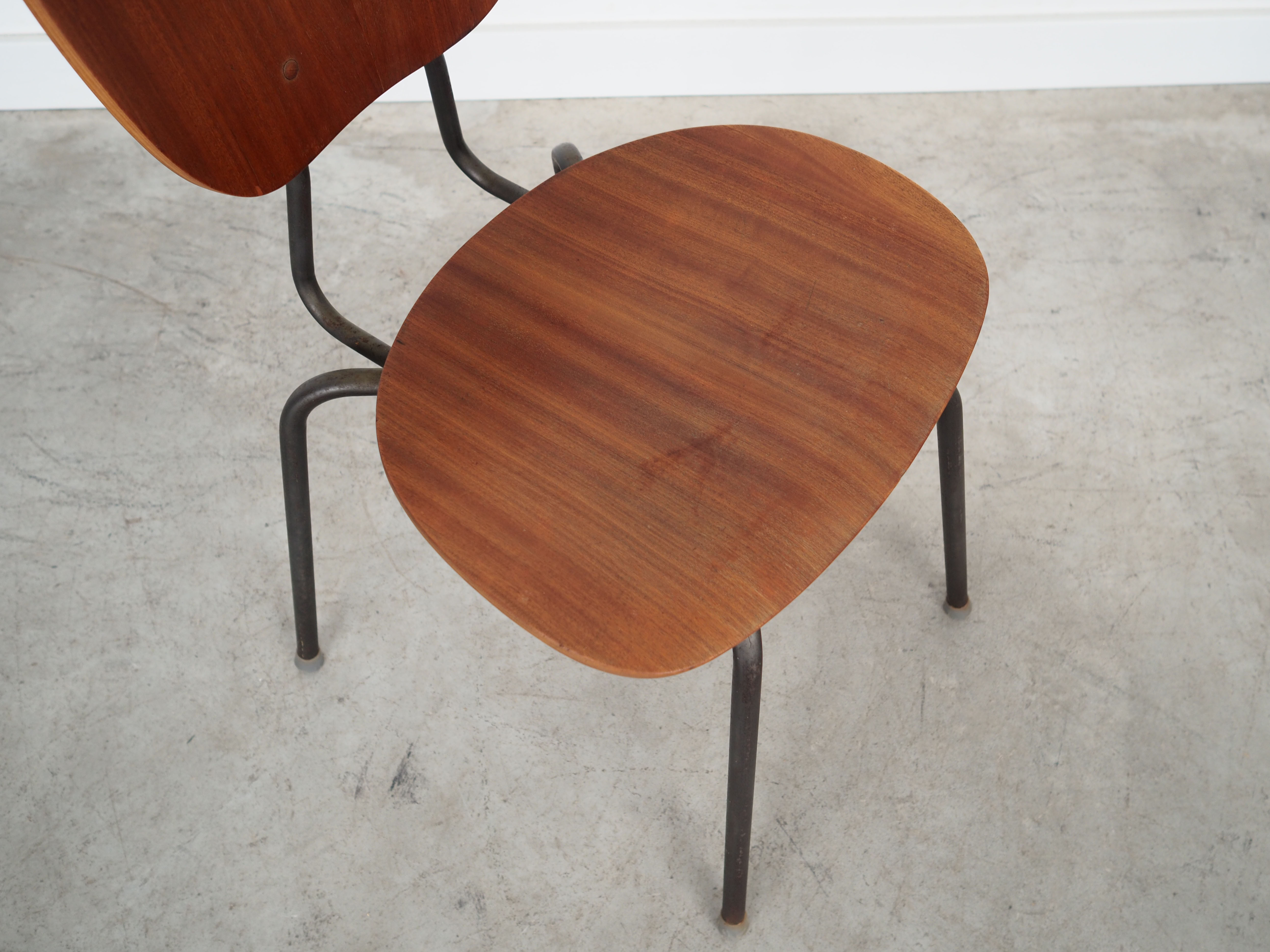 Chaise en teck, design danois, années 1960, production: Danemark